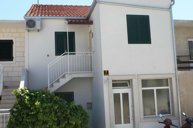 Apartment Irena Bol Exterior foto